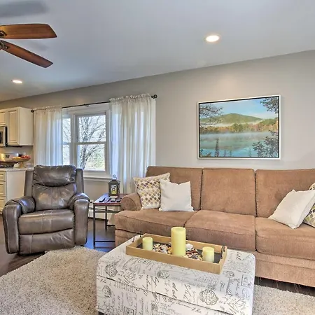 Stylish Pine Plains Home Near Parks And Hiking! Exterior photo