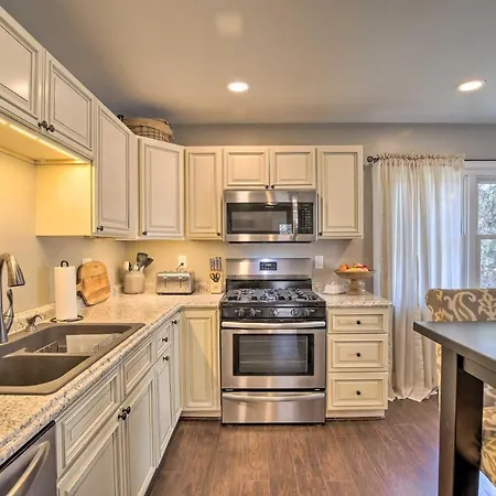 Stylish Pine Plains Home Near Parks And Hiking! Exterior photo